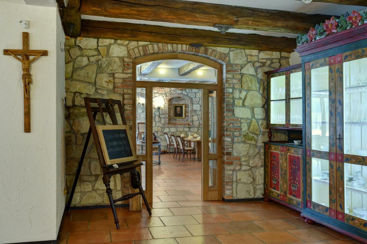 Kaznejov Zamecka Fortovna Obora - Forester House מראה חיצוני תמונה