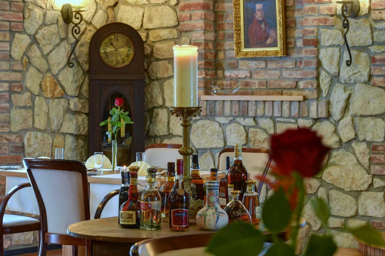 Kaznejov Zamecka Fortovna Obora - Forester House מראה חיצוני תמונה